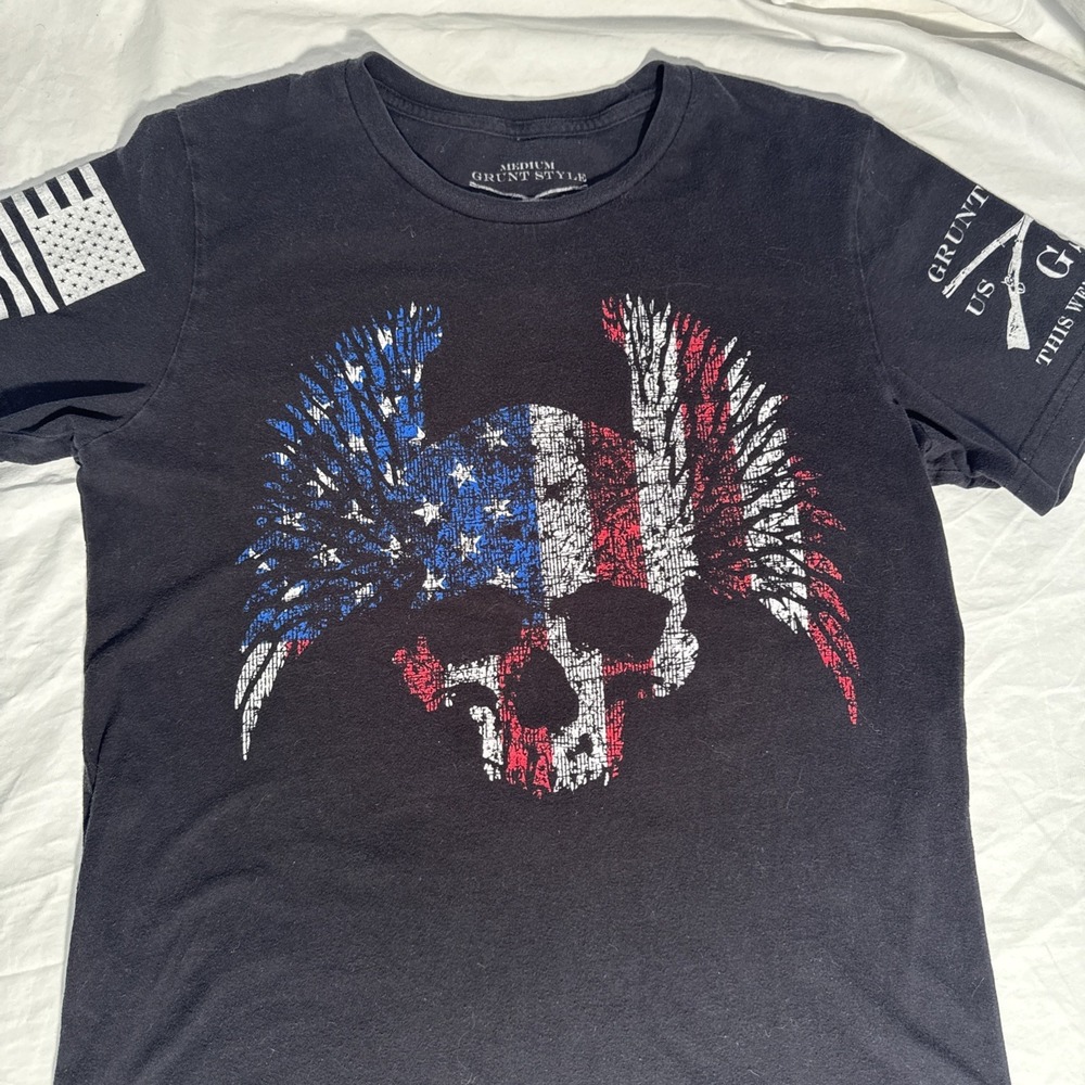 Grunt Style T-shirt Mens Medium Patriotic Winged Skull Flag Black Red White Blue - Picture 2 of 10